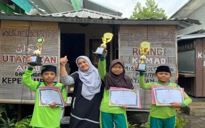 Borong Tiga Piala Olimpiade, Siswa MI Nurul Qur'an Bersinar di Peringatan MILAD MIN 2 Kota Mataram